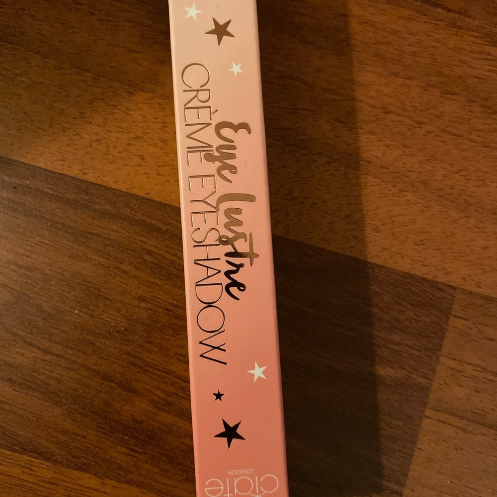 Eye lustre creme shadow